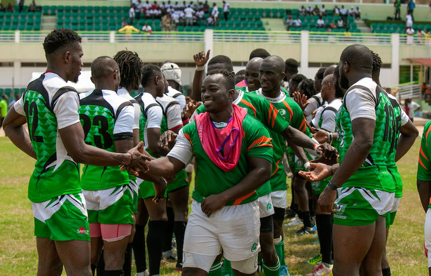 In the spirit of Rugby the Nigeria Rugby team formed a tunnel to congratulate their opponents